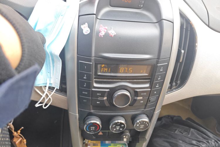 Used Baojun 630 2011 1.5L manual Elite version
