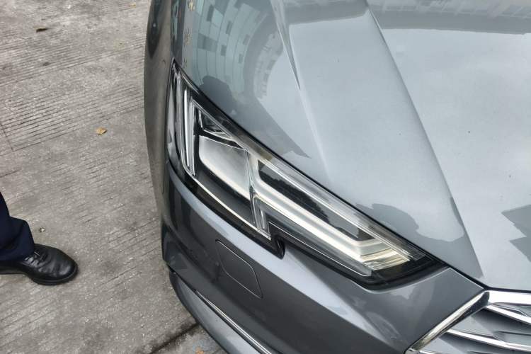 Used Audi A4L 2018 30th Anniversary Edition 40 TFSI Fashion Model Right Front Headlight