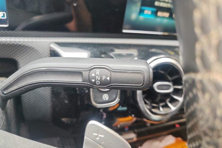 Used Mercedes-Benz A-Class 2019 A 180 L Sport Sedan Gear Lever