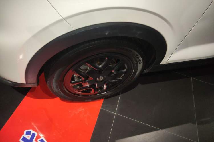 Used Leapmotor T03 2024 310 Comfort Edition Left Front Wheel Hub