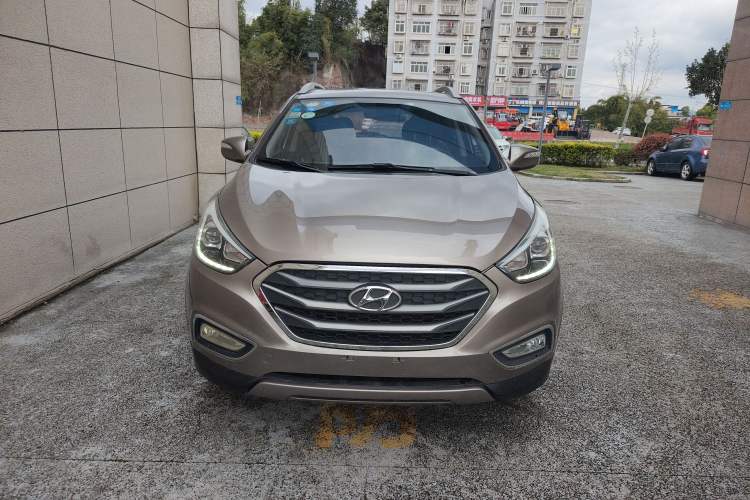 Used Hyundai ix35 2015 2.0L Automatic 2WD Smart Type China IV