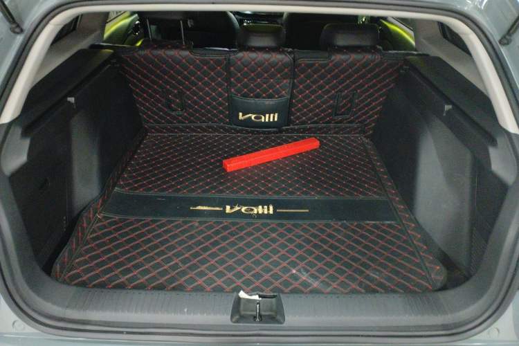 Used Baojun Valli 2021 1.5T Naqu Starry Sky CVT Flagship Model Trunk