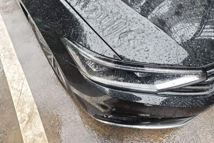 Used Volkswagen Magotan 2020 330TSI DSG Luxury Edition Right Front Headlight