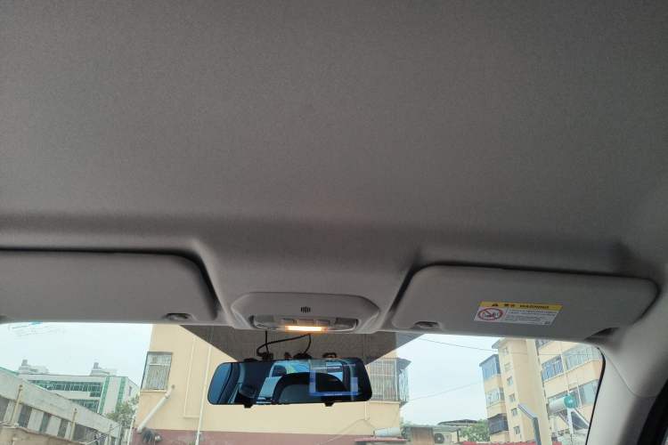 Used Ford Escort 2019 Revised Version 1.5L Manual "Quality Enjoyment" Trim (Tire Pressure Monitoring) China VI Standard Headliner