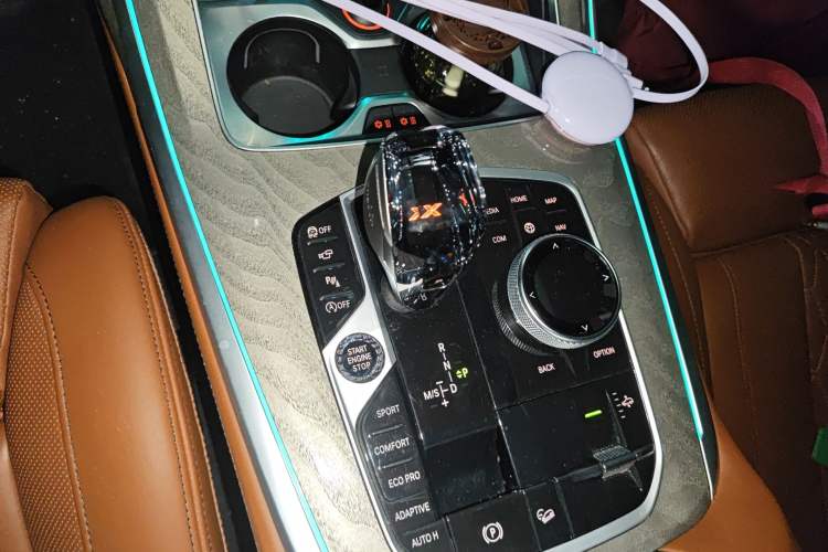 Used BMW X7 2022 xDrive40i Executive M Sport Package Gear Lever