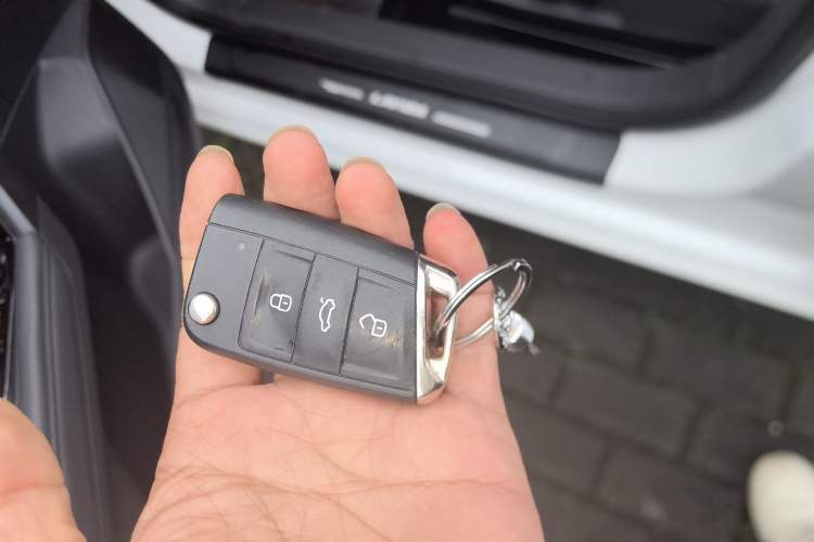 Used Volkswagen Lavida 2019 280TSI DSG Luxury Edition China VI Standard Vehicle Key