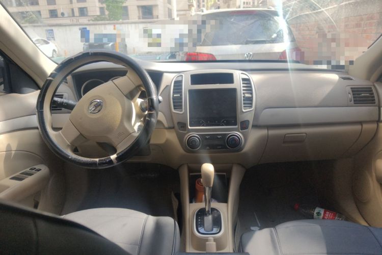 Used Nissan Sylphy 2019 Classic 1.6XE+ CVT SmartConnect Leading Edition Center Console