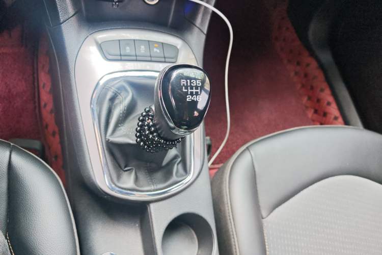 Used Chevrolet Cruze 2017 1.5L Manual Xuanfeng Edition Gear Lever