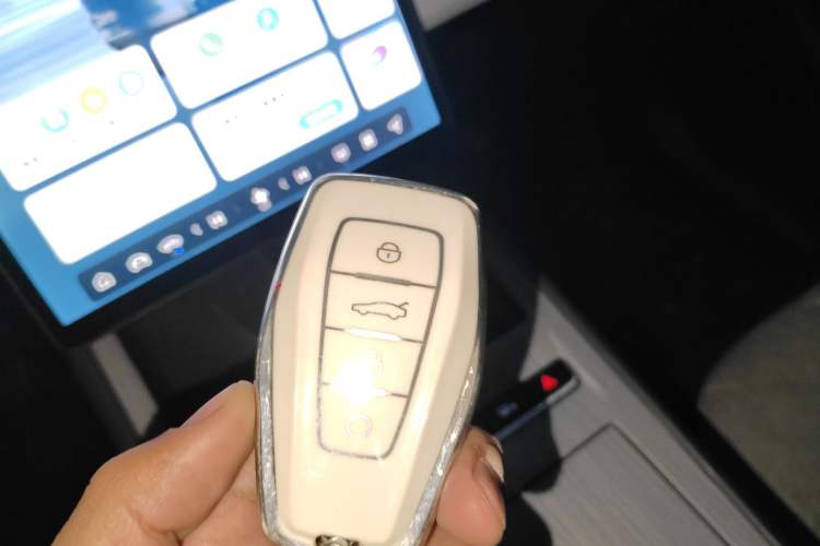 Used Geely Auto FX11 2024 1.5TD DCT Prestige Edition
