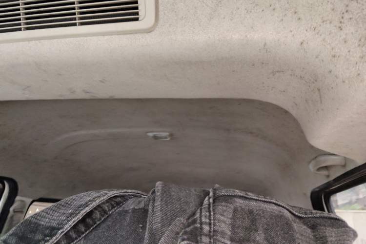 Used Jinbei New Hiace X30L 2021 1.5L Business Central Air-Conditioned Coach China VI Standard SWC15M Headliner