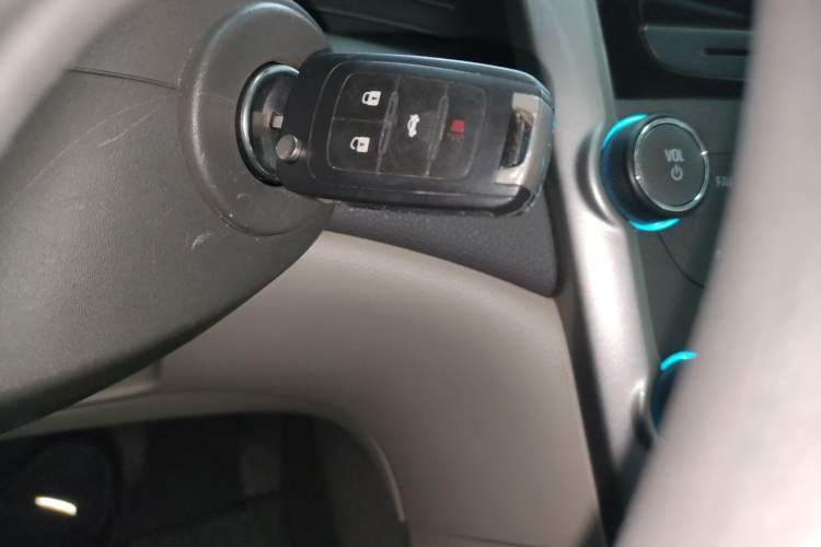 Used Chevrolet Malibu 2014 2.0L Automatic Comfort Edition Vehicle Key