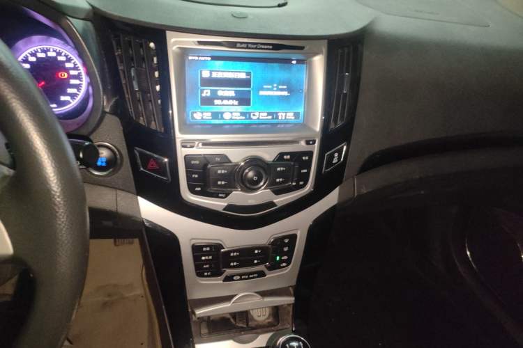 Used BYD Surui 2014 1.5L Manual Luxury Model