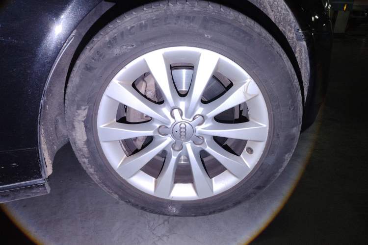 Used Audi A6L 2014 30 FSI Technology Model
