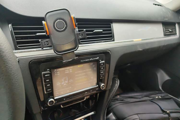 Used Volkswagen Bora 2013 1.6L Manual Fashion Edition