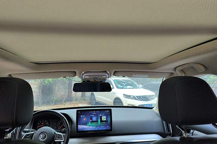 Used BYD Tang 2018 2.0T Automatic SmartConnect Luxury Edition 5 Seats China V Standard
