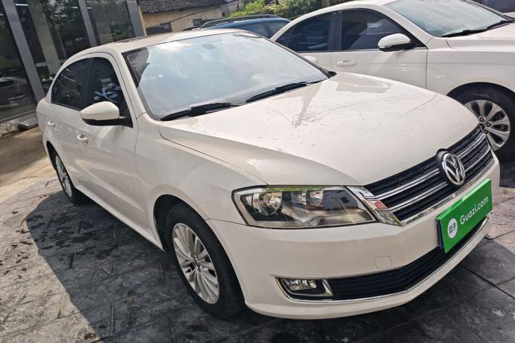 Used Volkswagen Lavida 2013 Revised Version 1.6L Automatic Luxury Edition
