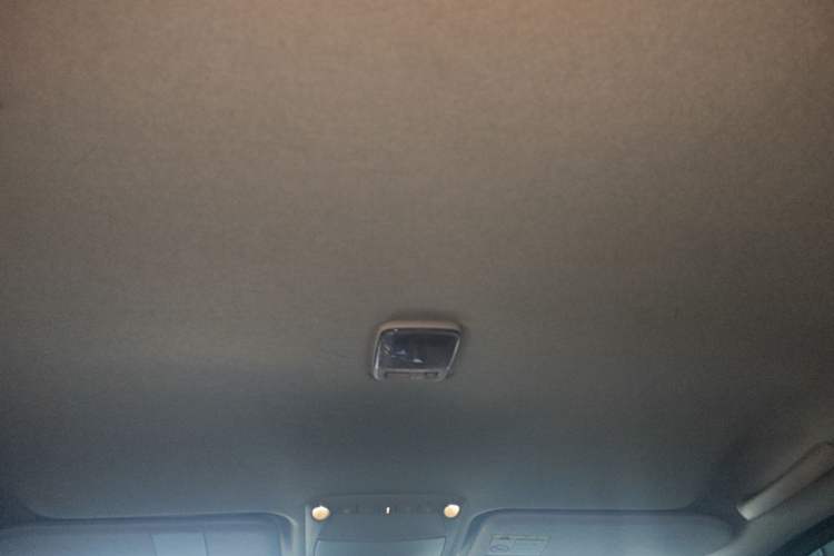 Used Nissan Navara 2021 2.5L Automatic 4x4 Premium Version QR25
