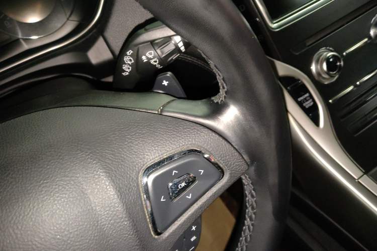 Used Lincoln MKX 2018 2.0T Two-Wheel Drive Deluxe Edition