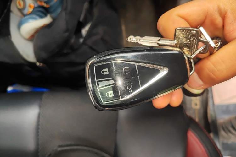 Used CHANGAN OSHAN X5 2021 1.5T DCT Prestige Edition
