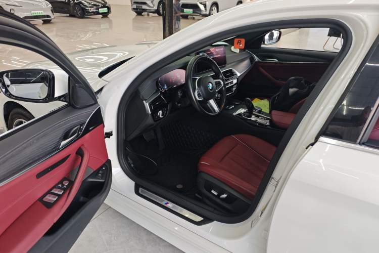 Used BMW 5 Series New Energy 2021 Restyled 535Le M Sport Package
