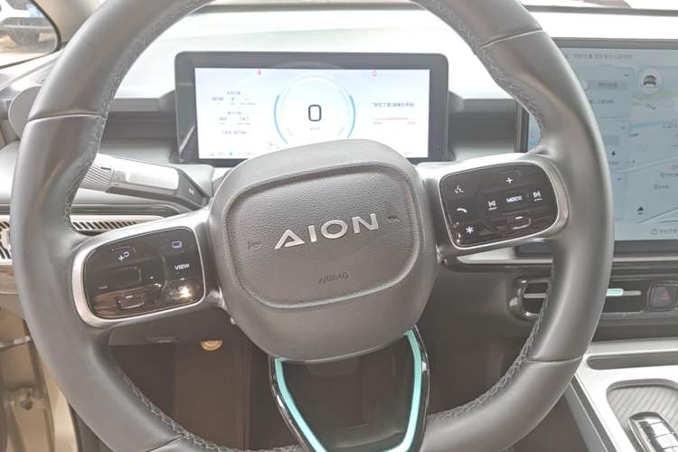 Used AION Y 2024 Younger