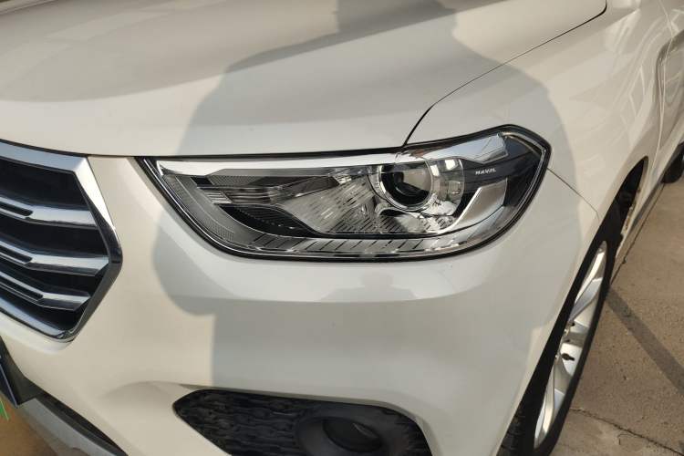 Used Haval H2 2017 Blue Label 1.5T Manual Two-Wheel Drive Luxury Model