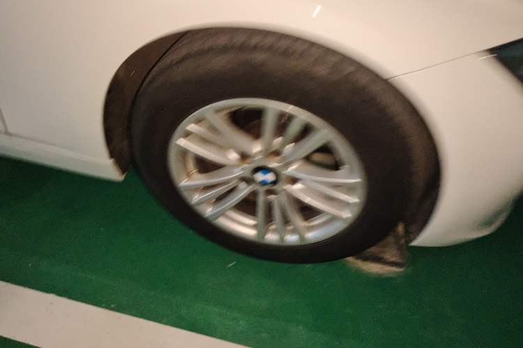 Used BMW 3 Series 2015 320Li Luxury Edition Fashion Model
