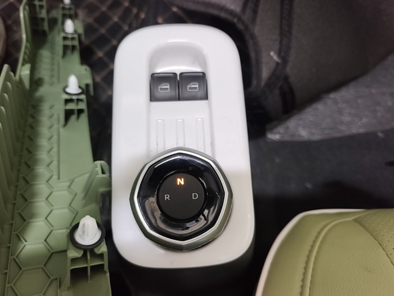 Geely Galaxy Panda 2025 210 km – Yuanqi Bear — снимка 16