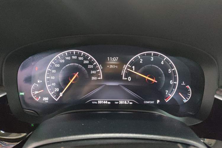 Used BMW 5 Series 2019 Facelifted 530Li Leading Edition Luxury Package
