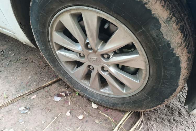 Used Hyundai Celesta 2020 1.6L Automatic GL Enjoyable Edition