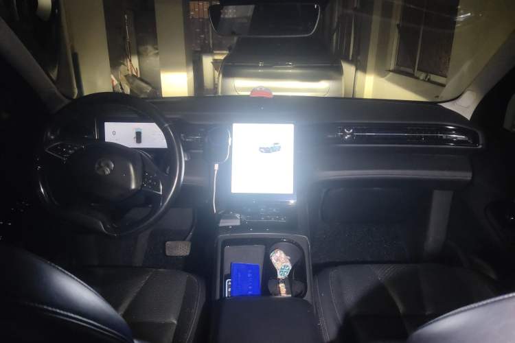 Used Nio ES8 2018 Founder Edition Center Console