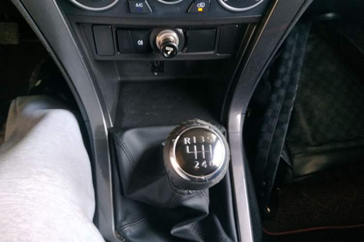 Used Great Wall Wingle 5 2021 2.0T Diesel Two-Wheel Drive Ultra-Value Big Double-Cab China VI GW4D20M Gear Lever