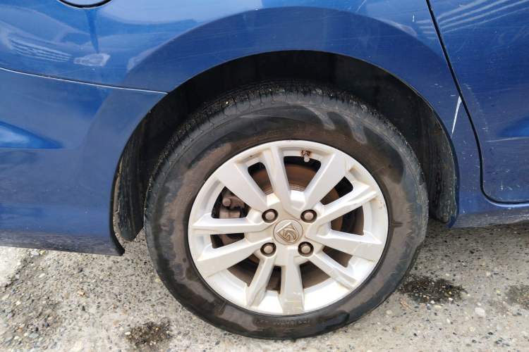 Used Baojun 360 2018 1.5L Manual Elite Version National V Right Rear Wheel Hub