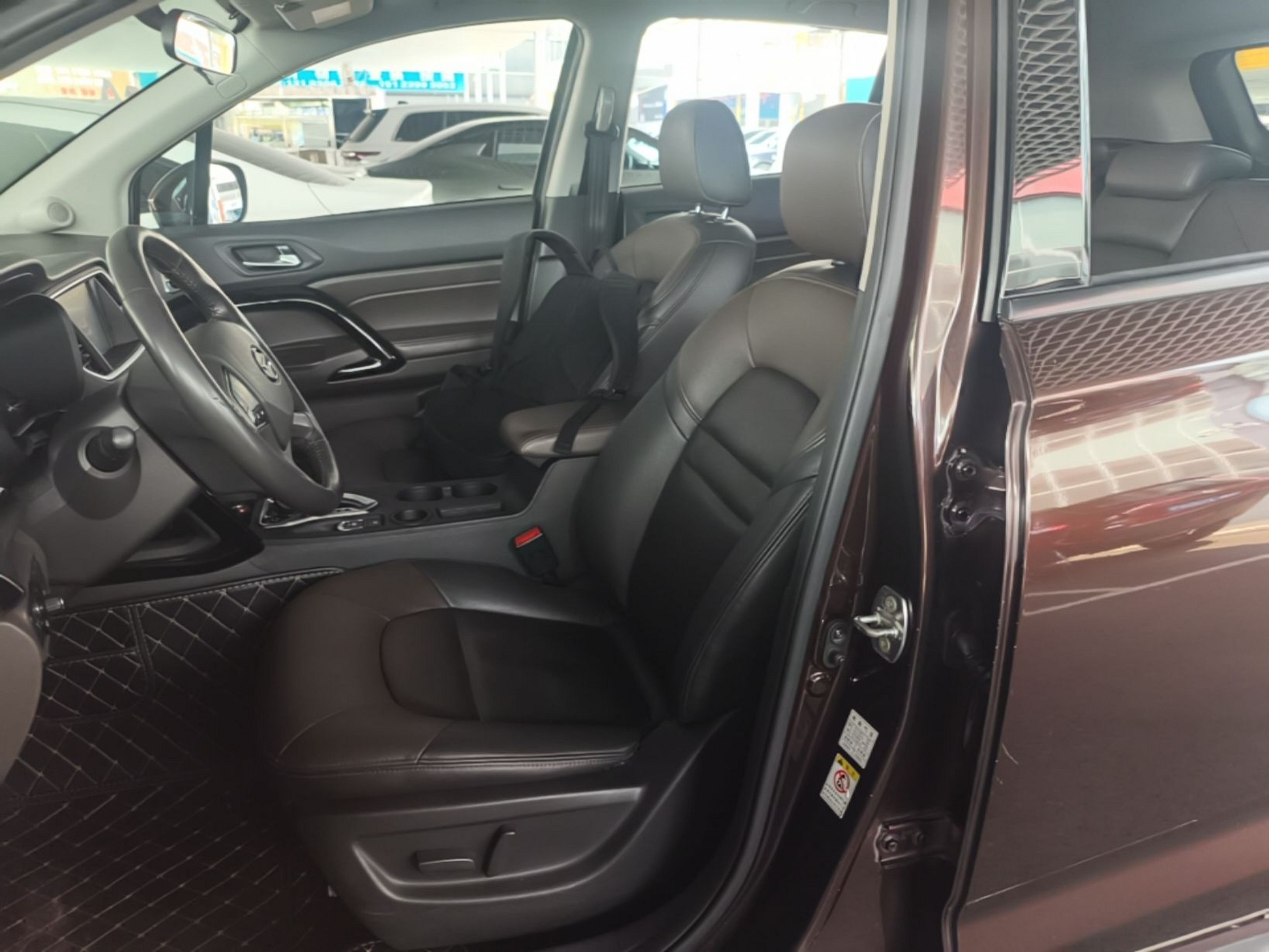 Interior delantero