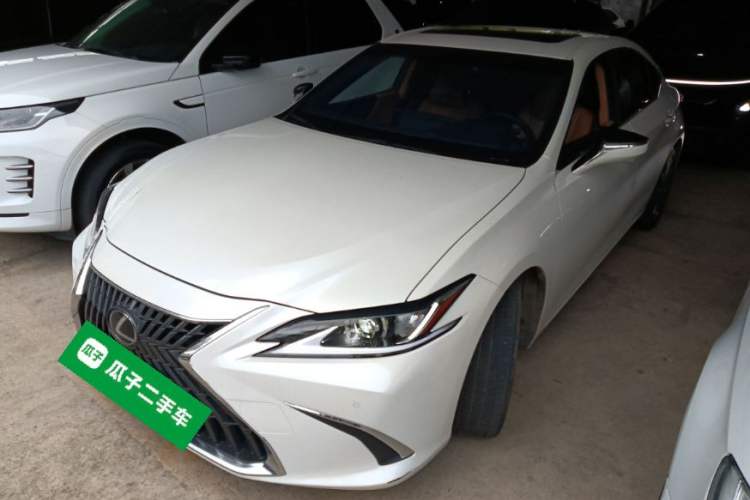 Used Lexus ES 2023 200 Excellence Edition