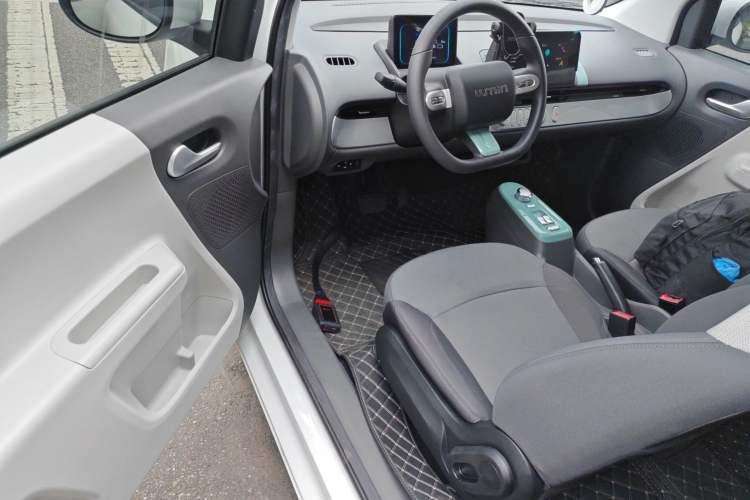 Used Changan Lumin 2023 205km Xiangqin Version