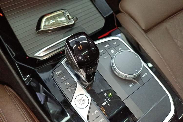 Used BMW X3 2023 xDrive30i Leading Model M Night Edition Package Gear Lever