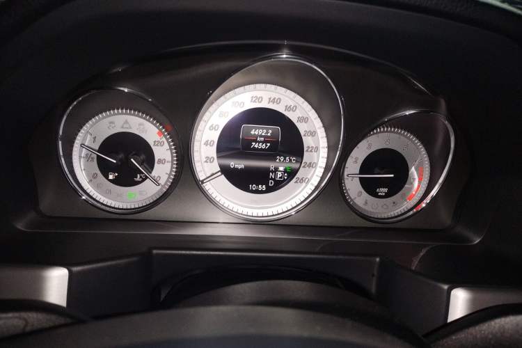 Used Mercedes-Benz GLK-Class 2013 GLK 300 4MATIC Fashion Model Instrument Cluster