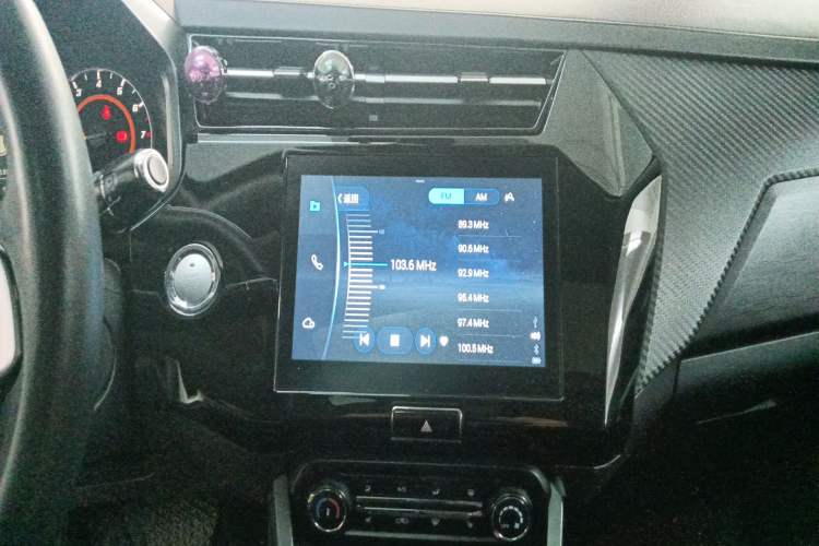 Used Chery Tiggo 3X 2021 Facelift PLUS 1.5L CVT Zhenxing Pine Nut Edition Audio And AC Panel