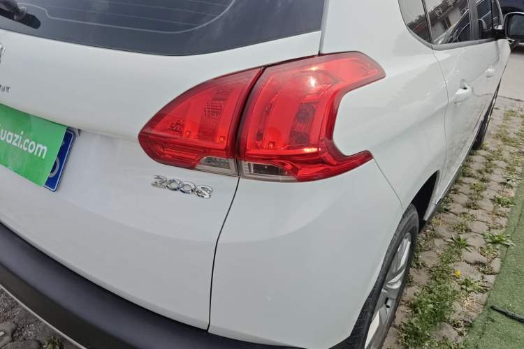 Used Peugeot 2008 2014 1.6L Automatic Fashion Edition Right Rear Taillight