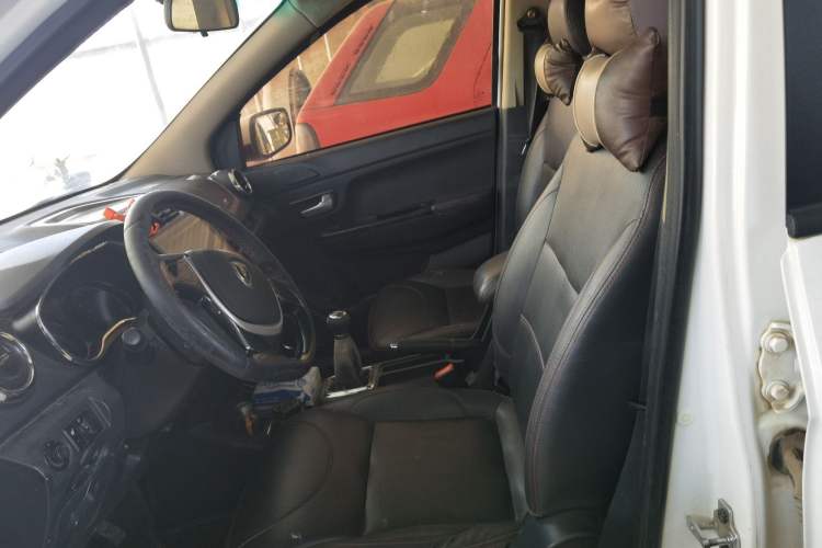 Used Jinbei 750 2016 1.5L Luxury Model
