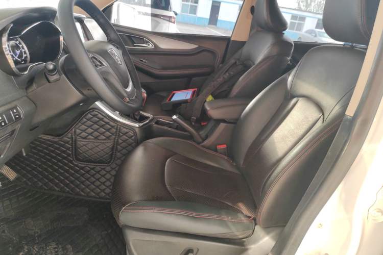 Used Baojun 560 2016 1.5T Manual Luxury Model