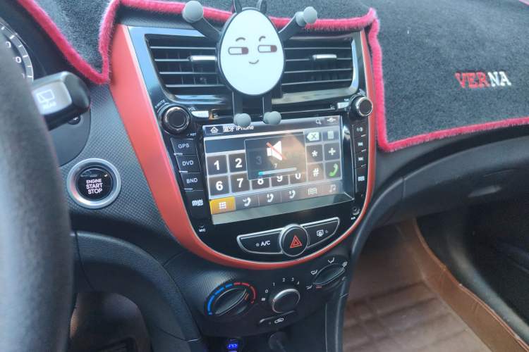 Used Hyundai Verna Ray 2014 1.6L Automatic TOP