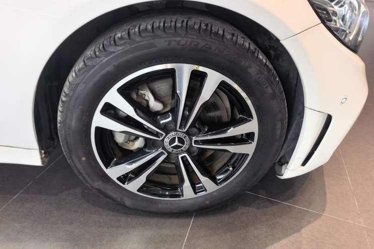 Used Mercedes-Benz C-Class 2019 C 260 Sport Edition Exterior 4