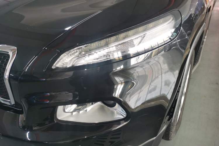 Used Jeep Cherokee 2016 2.4L Leading Edition
