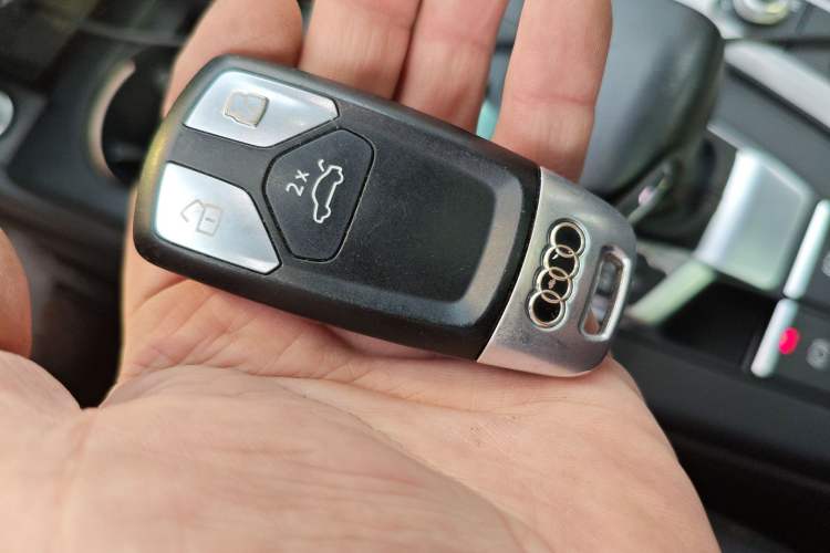 Used Audi A4L 2020 40 TFSI Fashion Dynamic Model