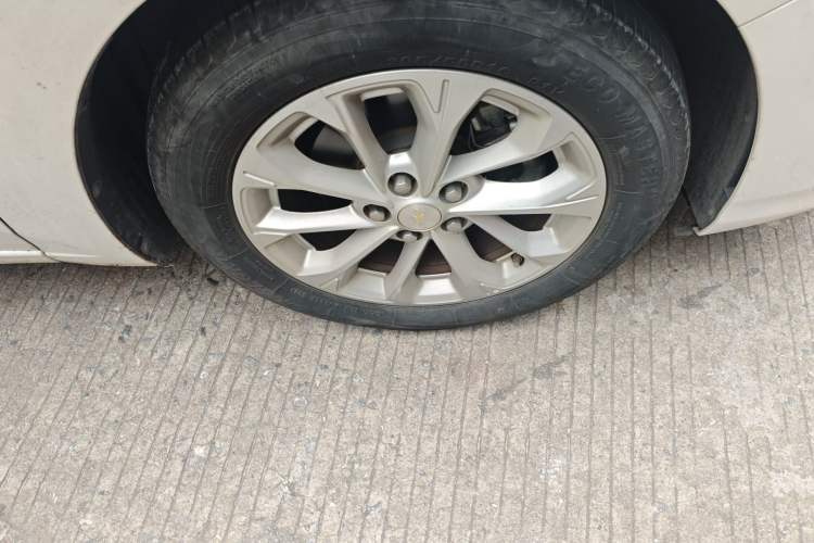 Used Chevrolet Monza 2023 1.5L Dual-Clutch Enjoyment Edition Right Front Wheel Hub