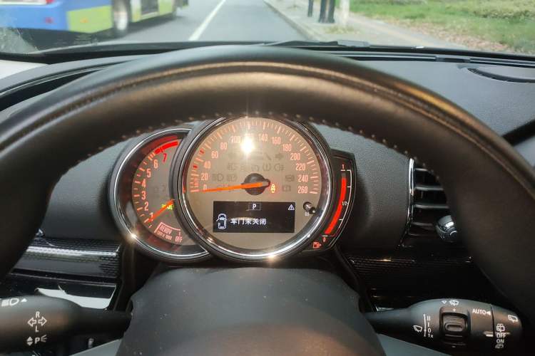 Used MINI Clubman 2016 Revised Version 1.5T COOPER Connoisseur Edition