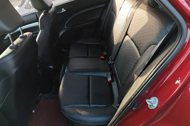 Used Kia kx1 Stonic 2019 1.4L Automatic Fun Edition China V Standard Left Rear Seat