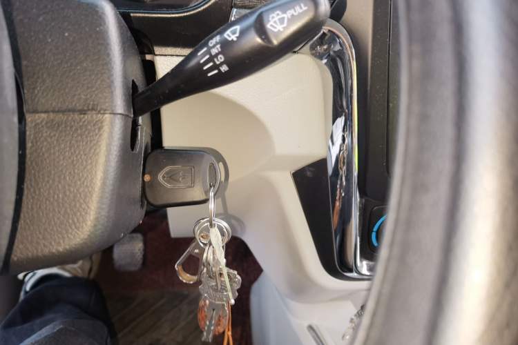 Used Jinbei New Hiace S 2021 1.5L Wealth Van Non-Air-Conditioned Version China VI Standard SWC15M